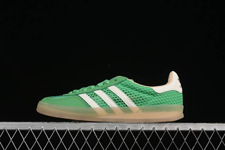 Picture of Adidas Gazelle _SKUfw19954512273545516fw